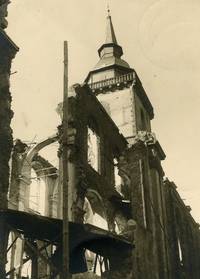 Die im Dezember 1944 zerstörte Abteikirche